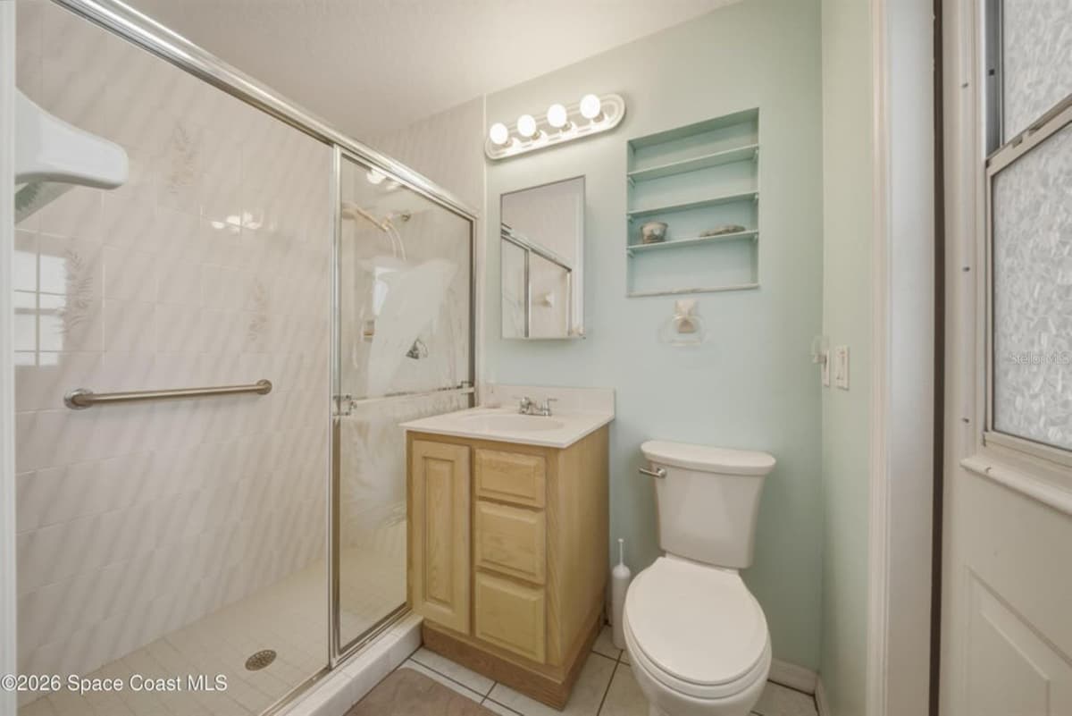 4562 HELENA DRIVE — photo 31 of 44