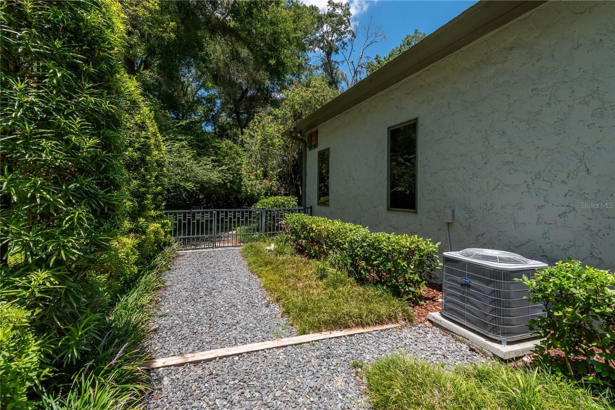 5004 5TH AVENUE — photo 56 of 64