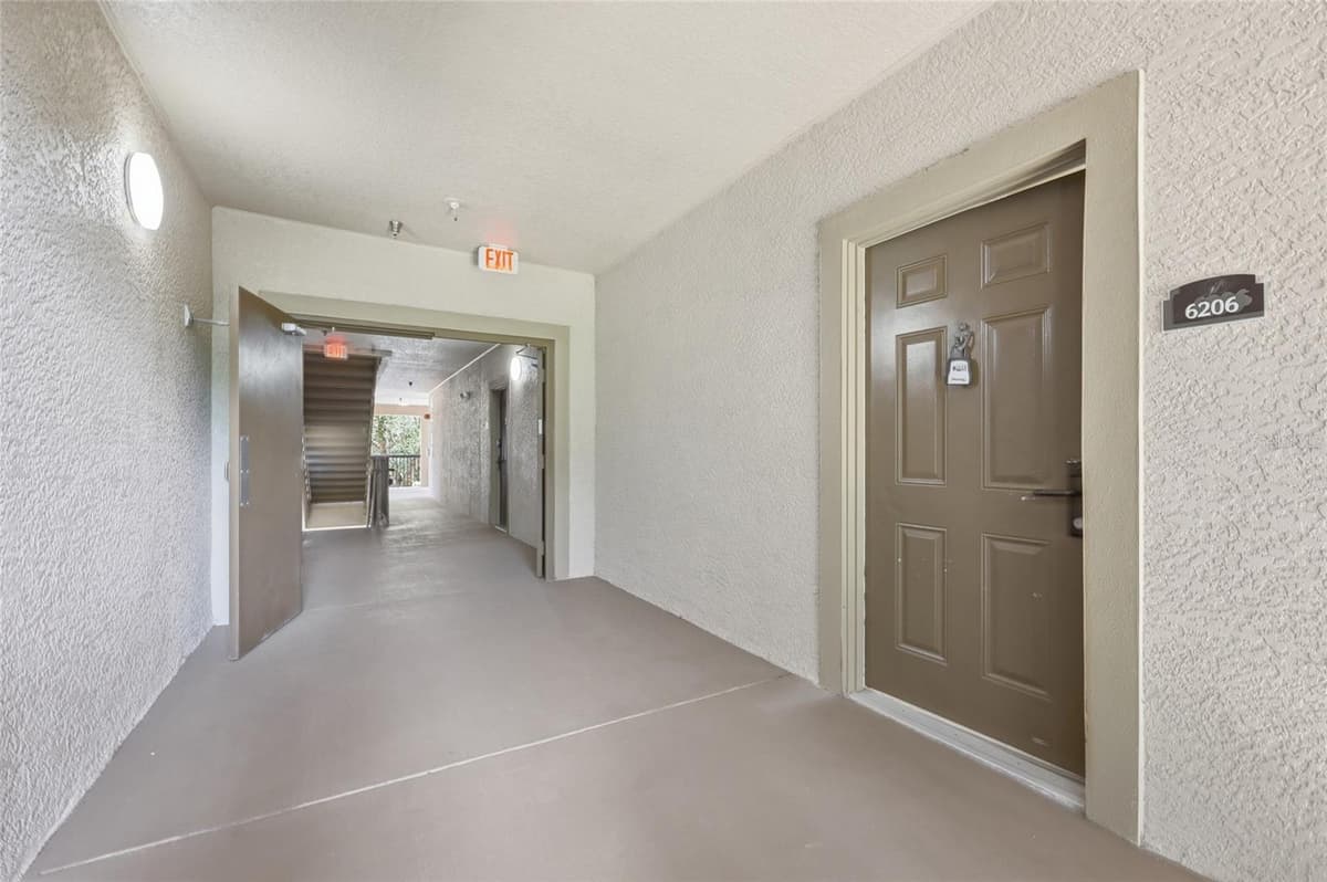 8020 TUSCANY WAY — photo 13 of 39