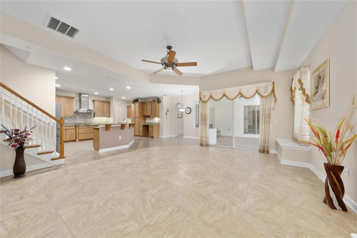 6230 BORDEAUX CIRCLE — photo 34 of 57