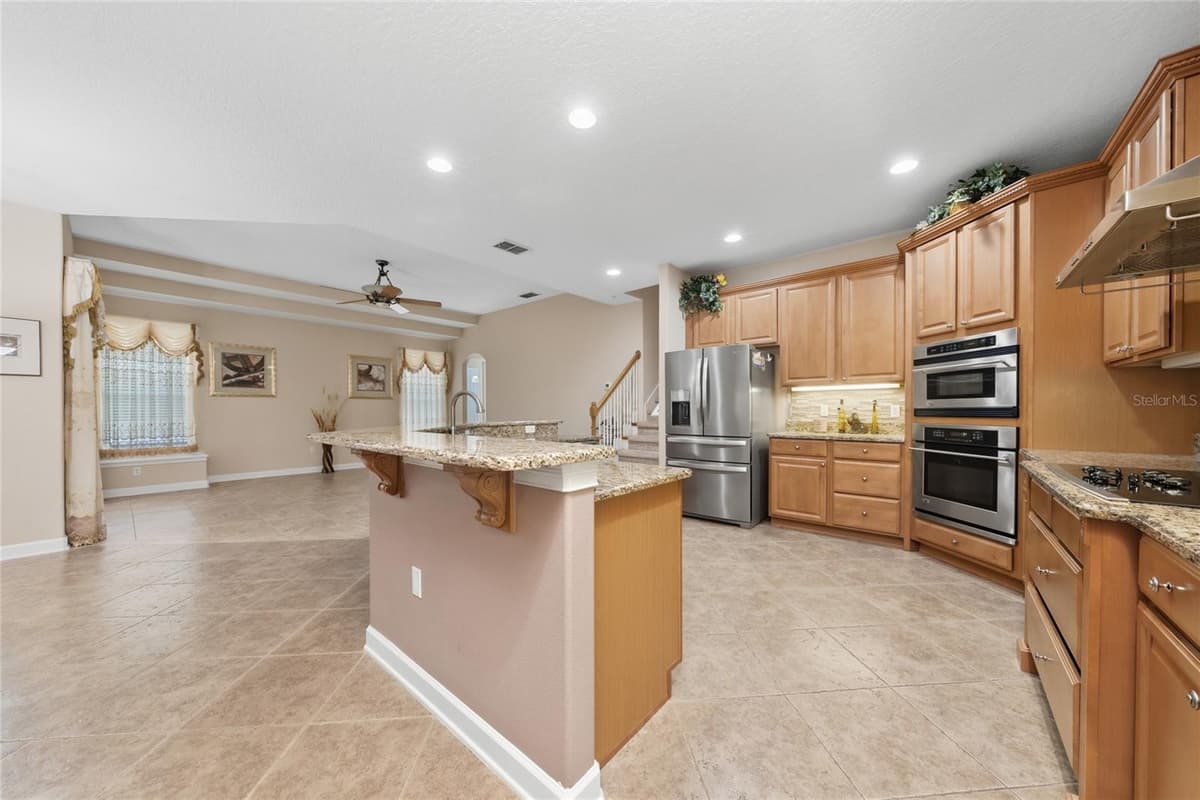 6230 BORDEAUX CIRCLE — photo 28 of 57