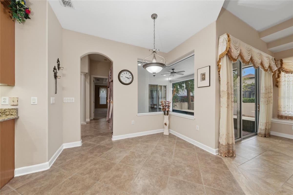 6230 BORDEAUX CIRCLE — photo 32 of 57