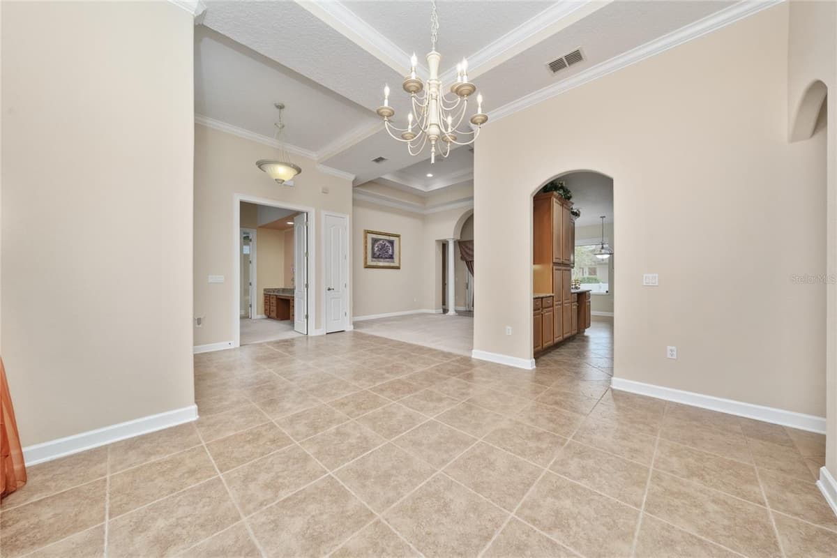 6230 BORDEAUX CIRCLE — photo 18 of 57