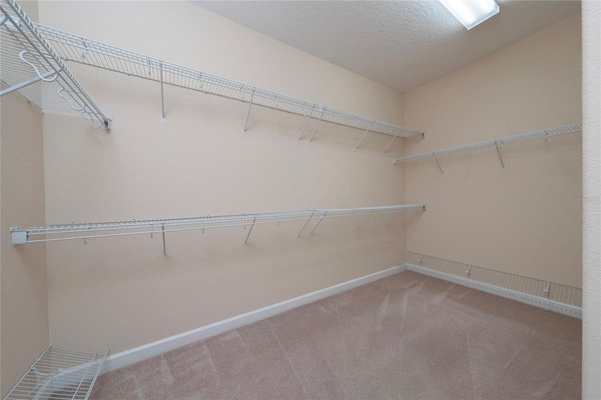 6230 BORDEAUX CIRCLE — photo 25 of 57