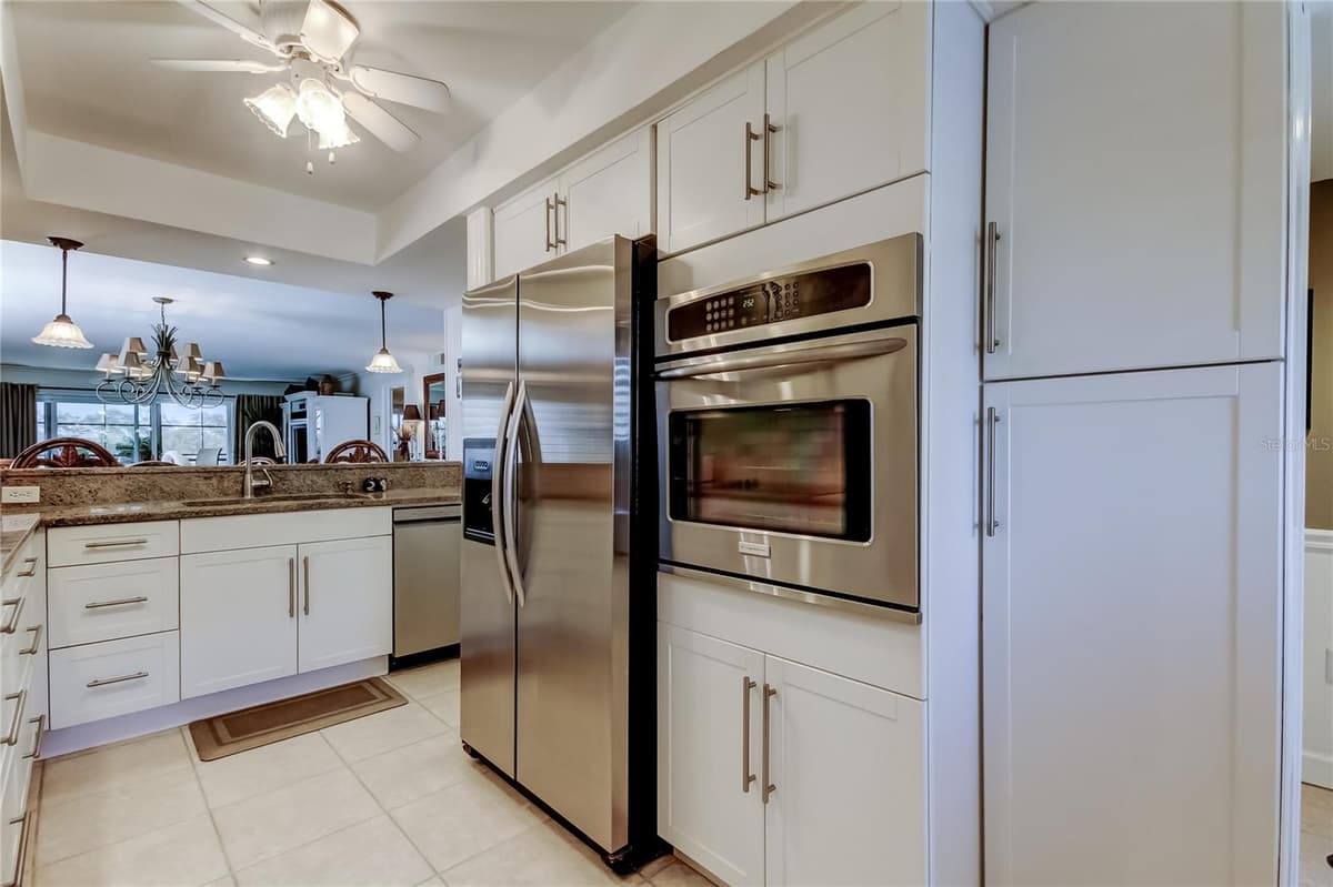 9450 HARBOR GREENS WAY — photo 7 of 51