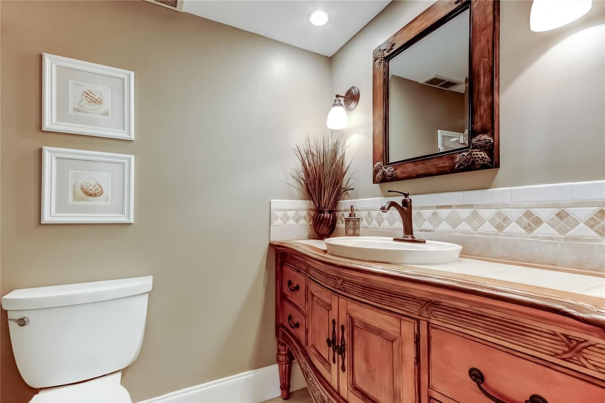 9450 HARBOR GREENS WAY — photo 32 of 51
