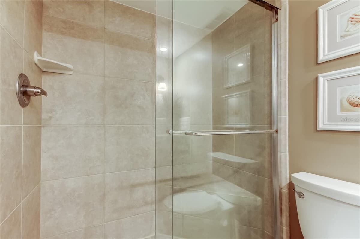 9450 HARBOR GREENS WAY — photo 33 of 51