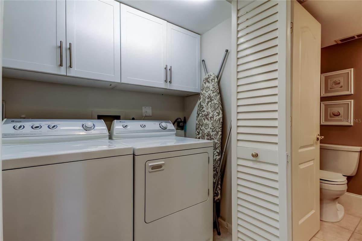 9450 HARBOR GREENS WAY — photo 31 of 51