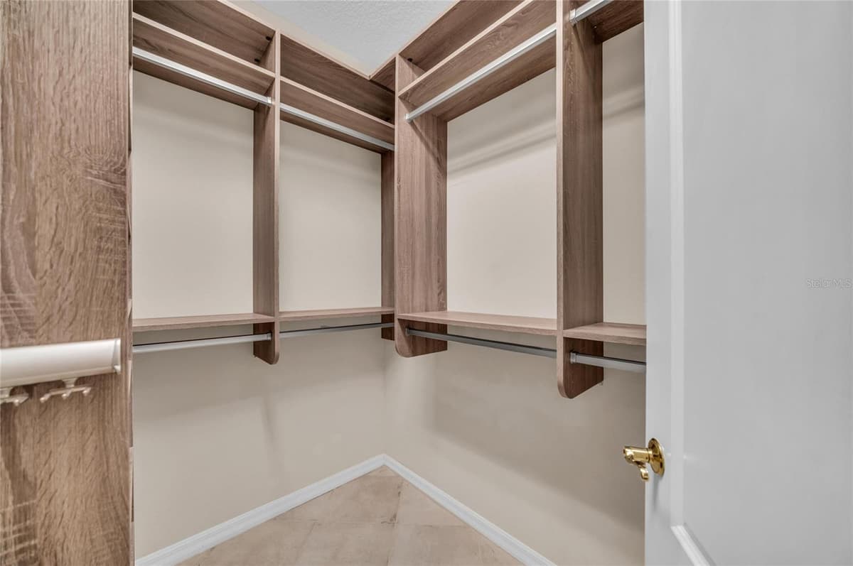 13329 SWALLOWTAIL DRIVE — photo 16 of 60