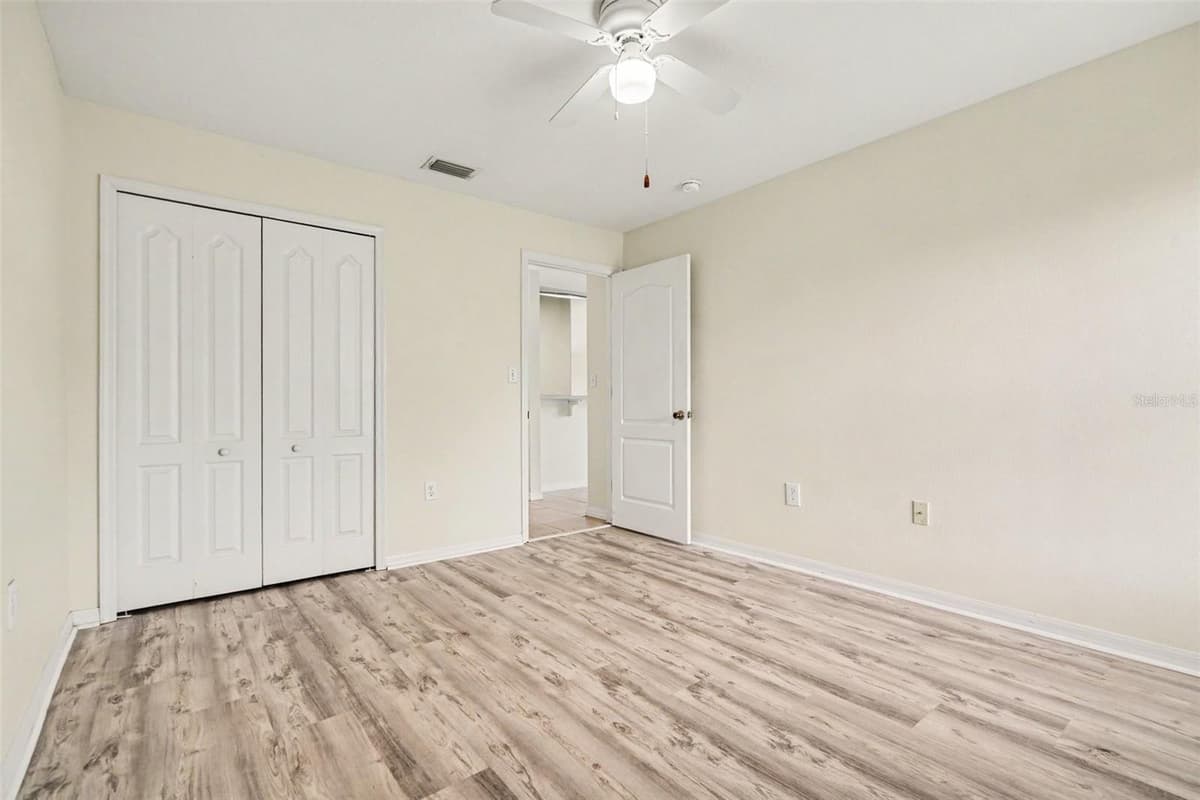 380 SHERIDAN AVENUE — photo 20 of 23