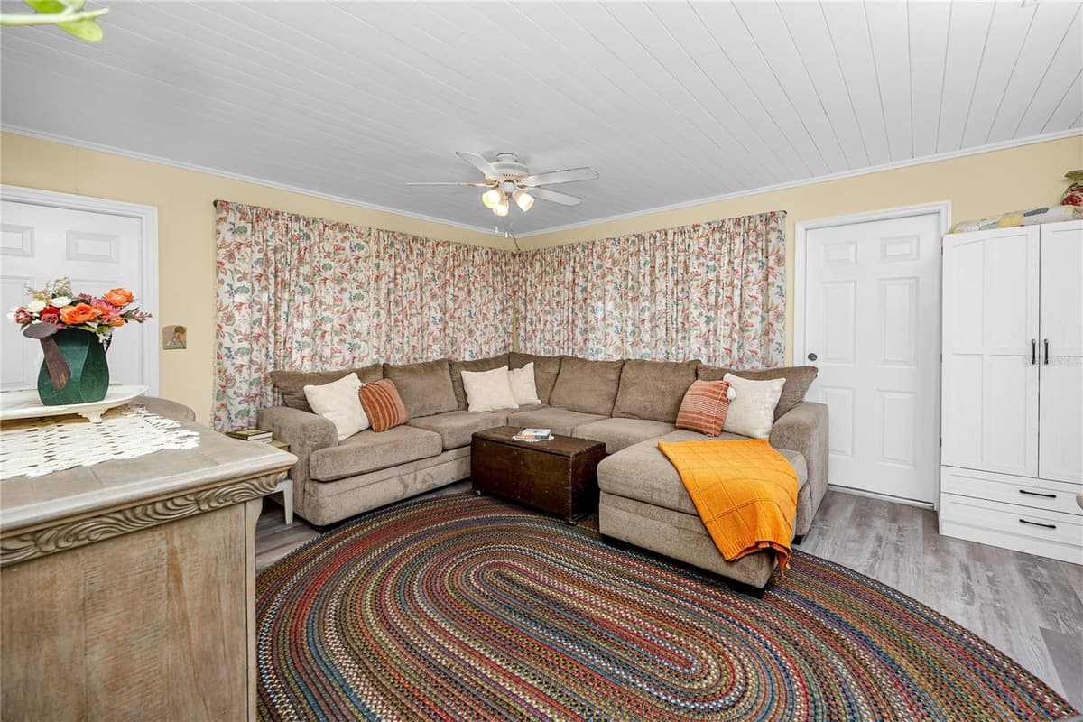 1212 HULL STREET — photo 19 of 66