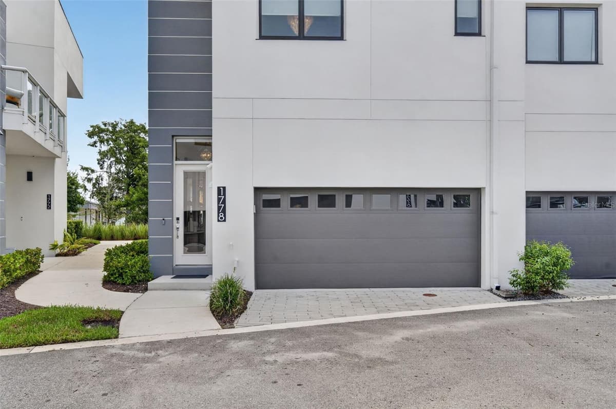 1778 MONDRIAN CIRCLE — photo 4 of 52