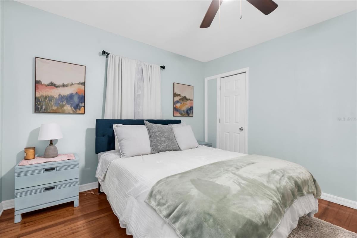 2925 PARK STREET — photo 13 of 35
