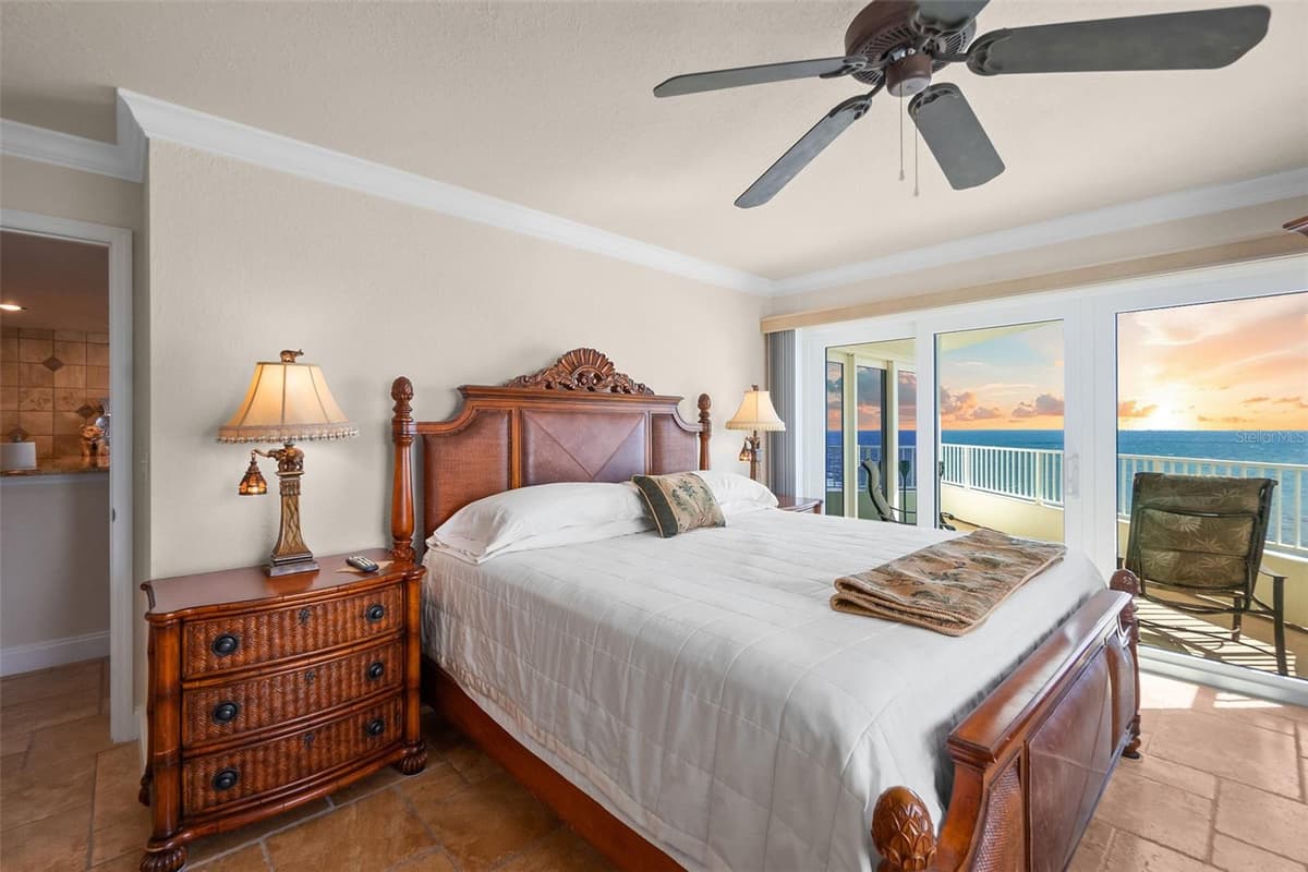 2937 ATLANTIC AVENUE — photo 9 of 53