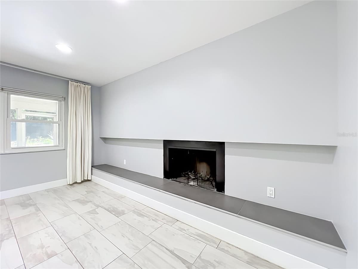 1215 DUNCAN COURT — photo 36 of 75