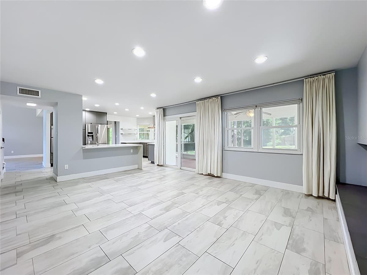 1215 DUNCAN COURT — photo 35 of 75