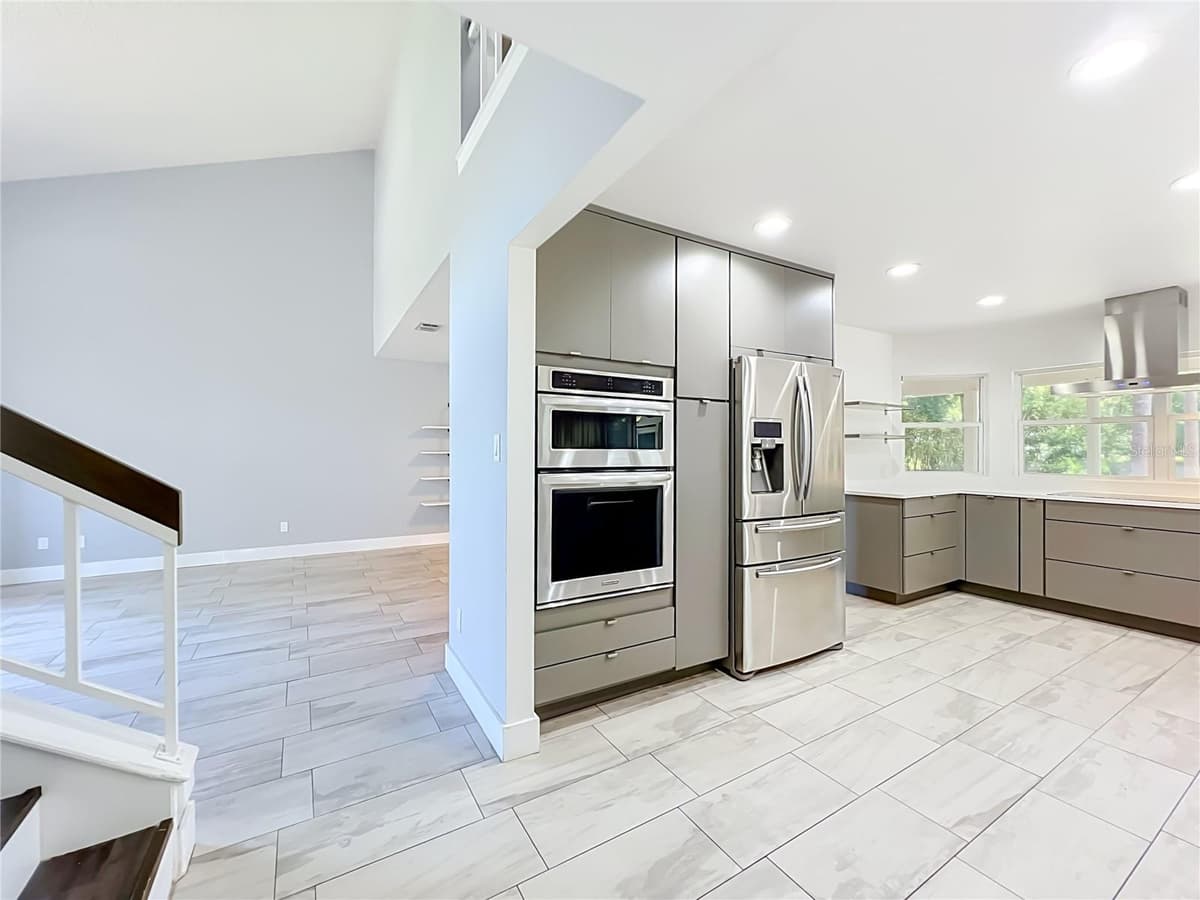 1215 DUNCAN COURT — photo 15 of 75