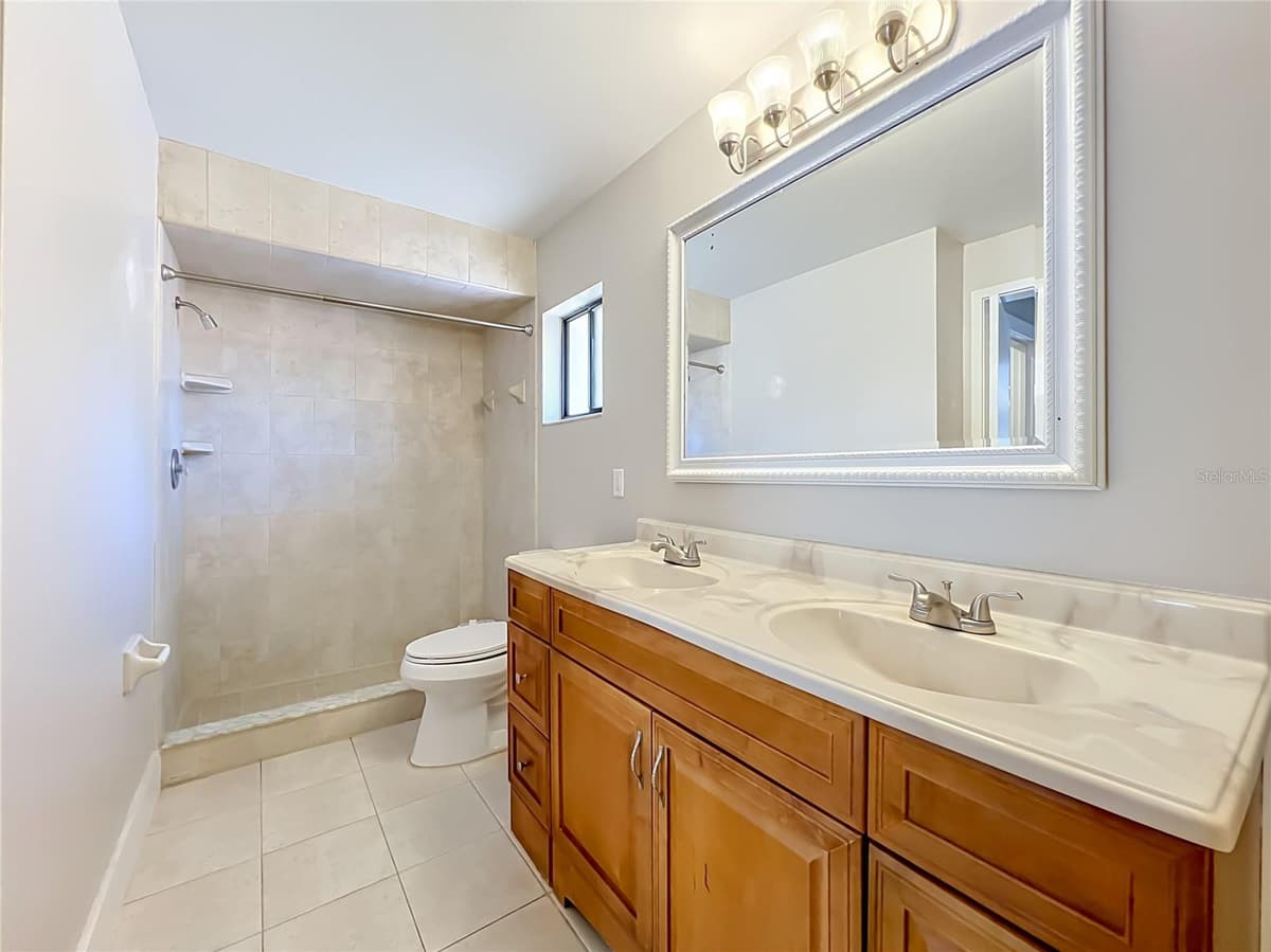 1215 DUNCAN COURT — photo 47 of 75