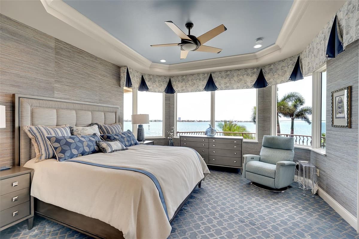 1372 HARBOR DRIVE — photo 47 of 70