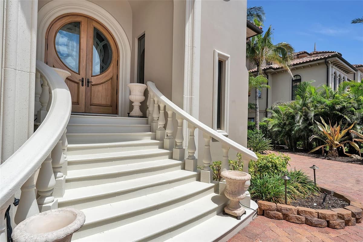 1372 HARBOR DRIVE — photo 3 of 70