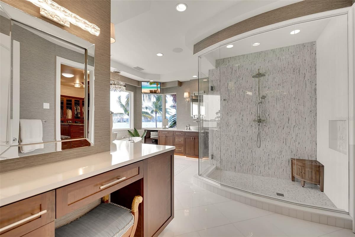 1372 HARBOR DRIVE — photo 41 of 70