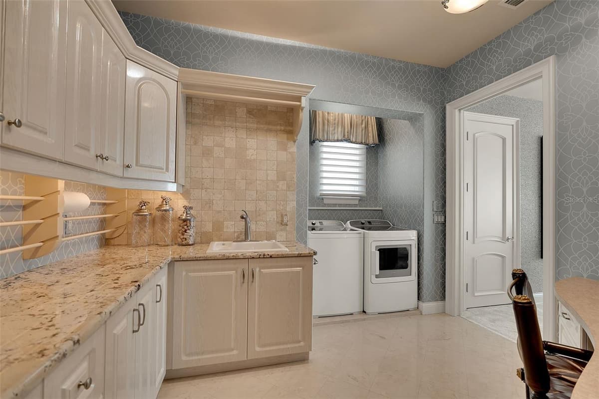 1372 HARBOR DRIVE — photo 69 of 70