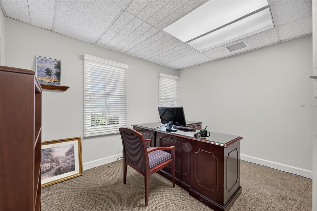 1477 FAIRBANKS AVENUE — photo 34 of 70