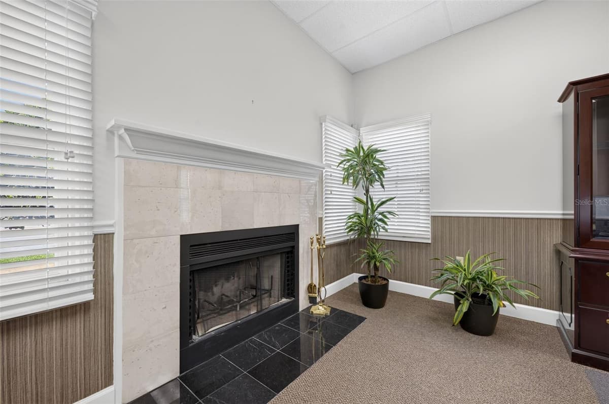 1477 FAIRBANKS AVENUE — photo 20 of 70