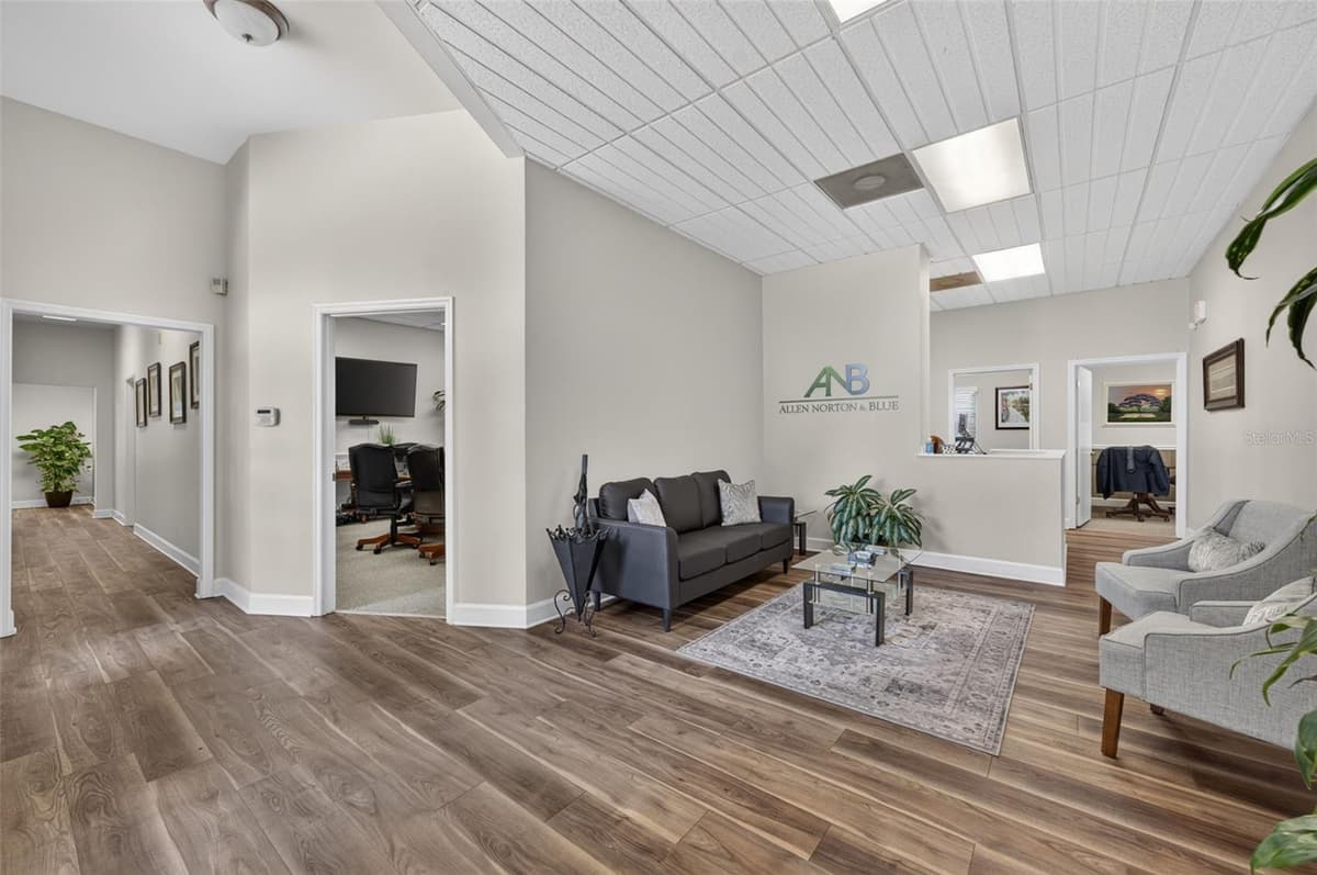 1477 FAIRBANKS AVENUE — photo 14 of 70