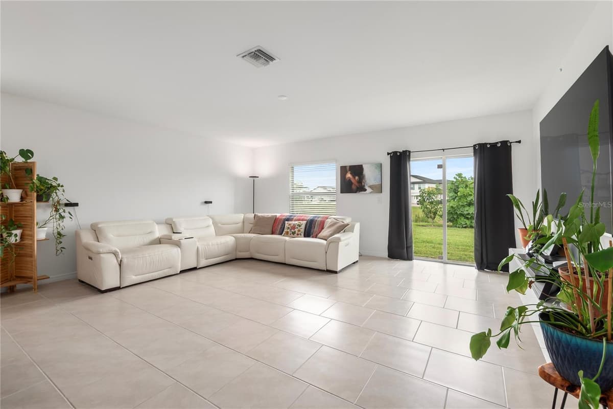 17177 MONTE ISOLA WAY — photo 3 of 30
