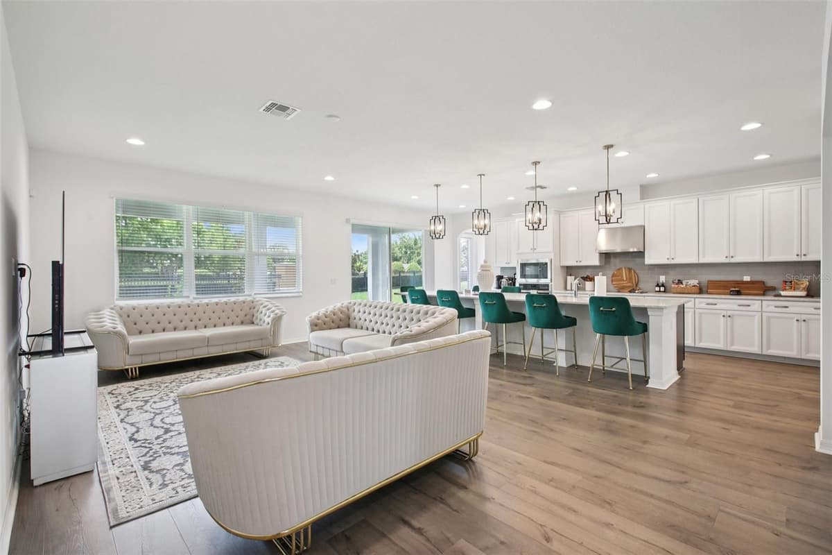 9508 PYRENEES PLACE — photo 4 of 45