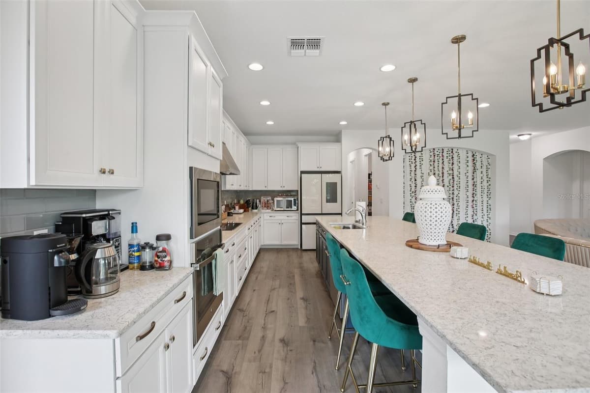 9508 PYRENEES PLACE — photo 7 of 45