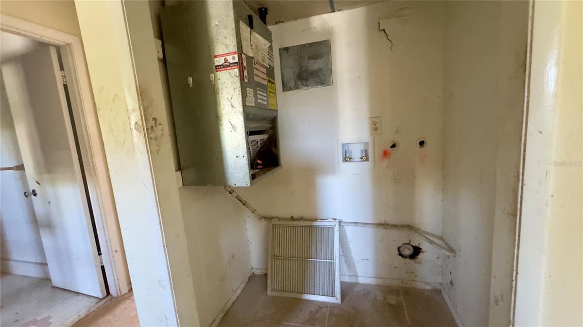 3136 HARBOR BOULEVARD — photo 15 of 18