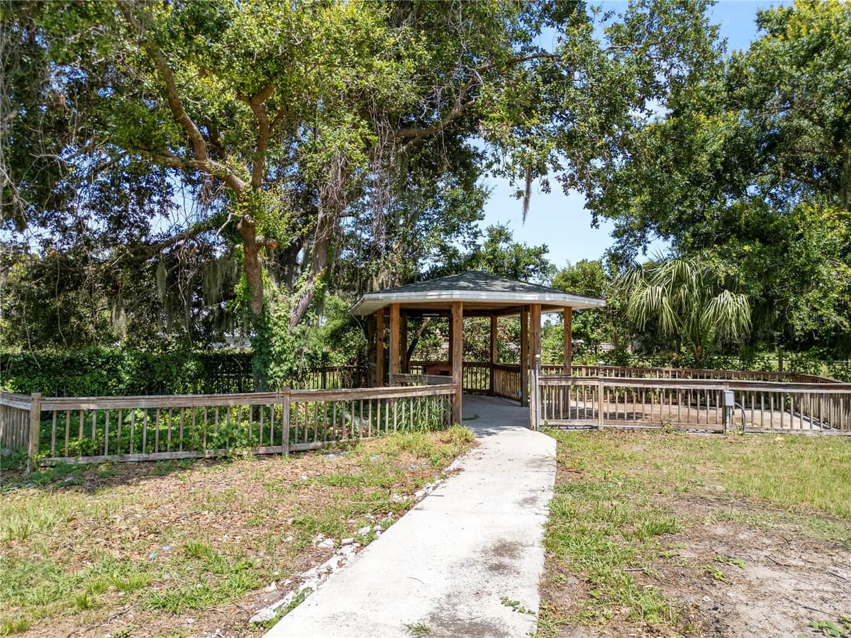 611 MORGAN ROAD — photo 49 of 86