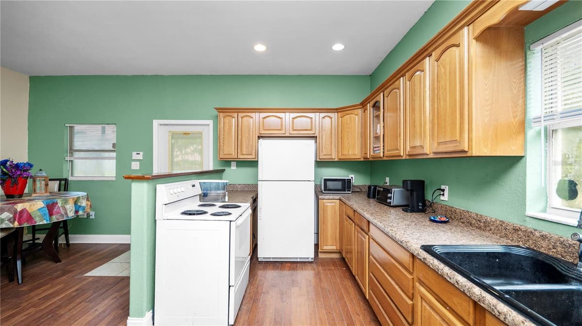 611 MORGAN ROAD — photo 61 of 86