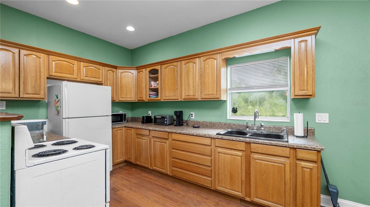 611 MORGAN ROAD — photo 62 of 86
