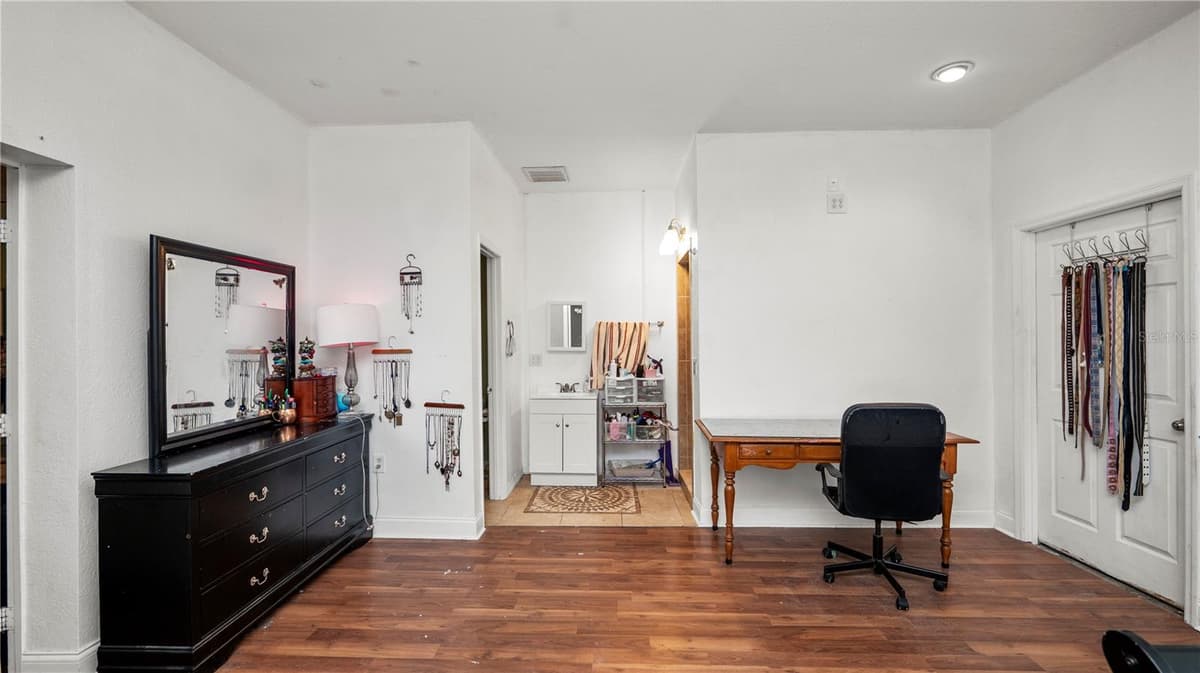 611 MORGAN ROAD — photo 68 of 86
