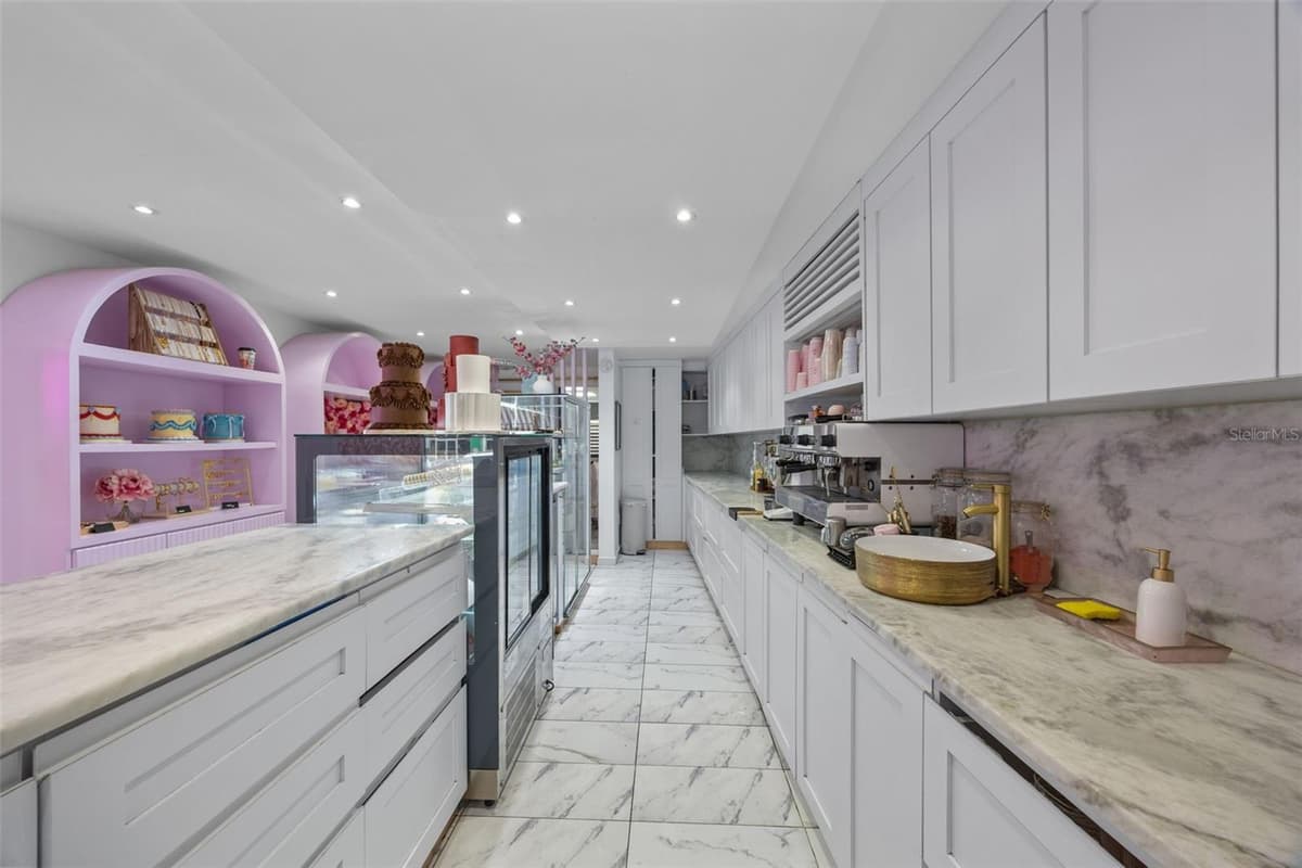 156 WINSTON CHURCHILL AVENUE — photo 11 of 15