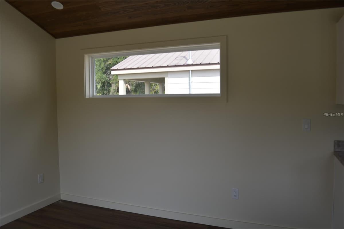 620 THIRD STREET — photo 13 of 25