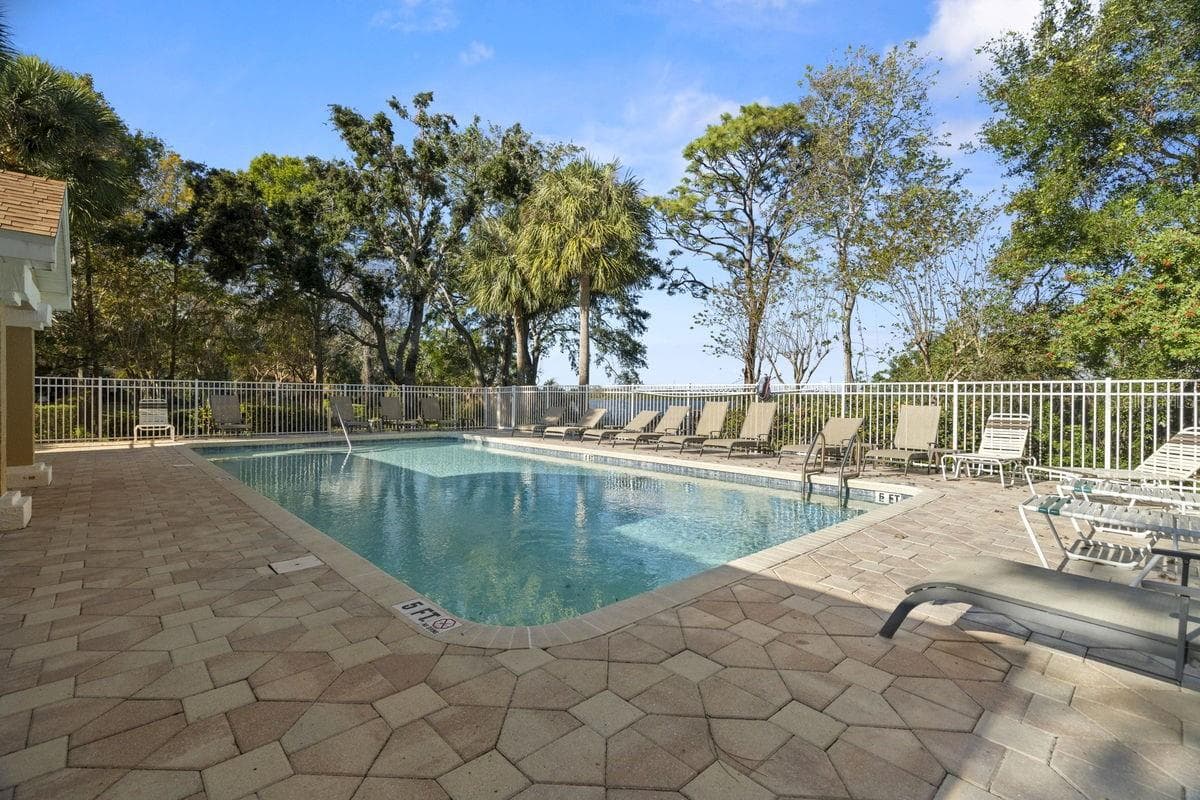 648 SPRING LAKE CIRCLE — photo 46 of 56