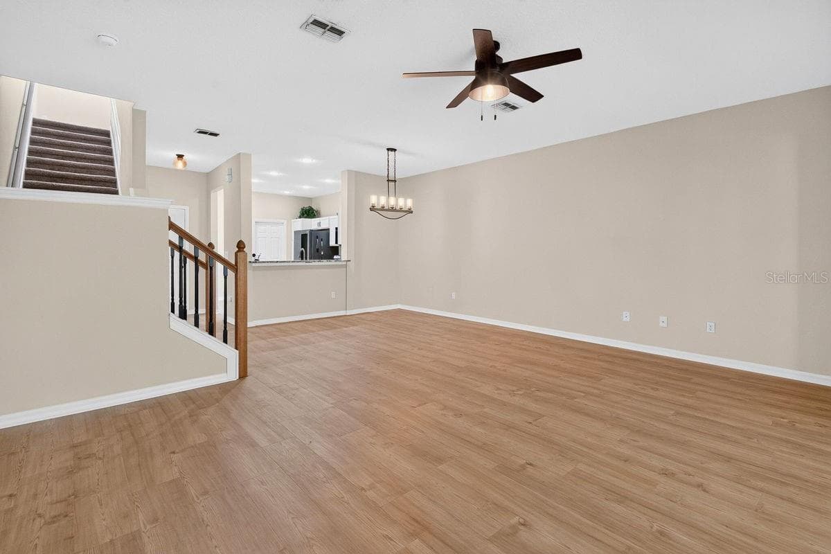 648 SPRING LAKE CIRCLE — photo 9 of 56