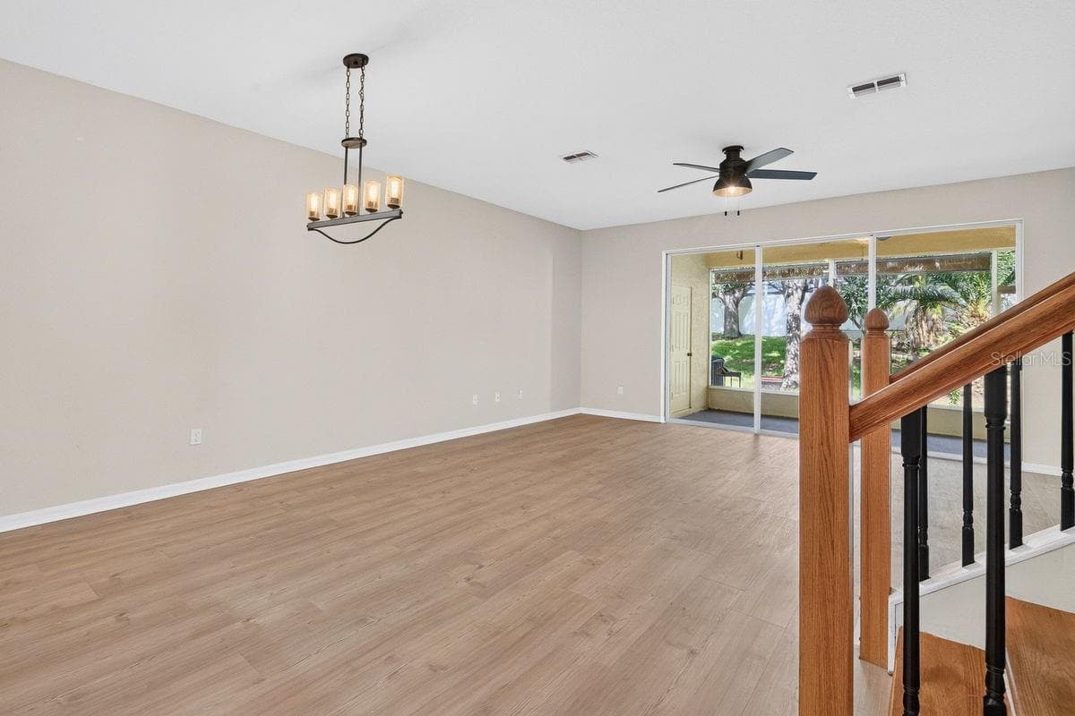 648 SPRING LAKE CIRCLE — photo 10 of 56