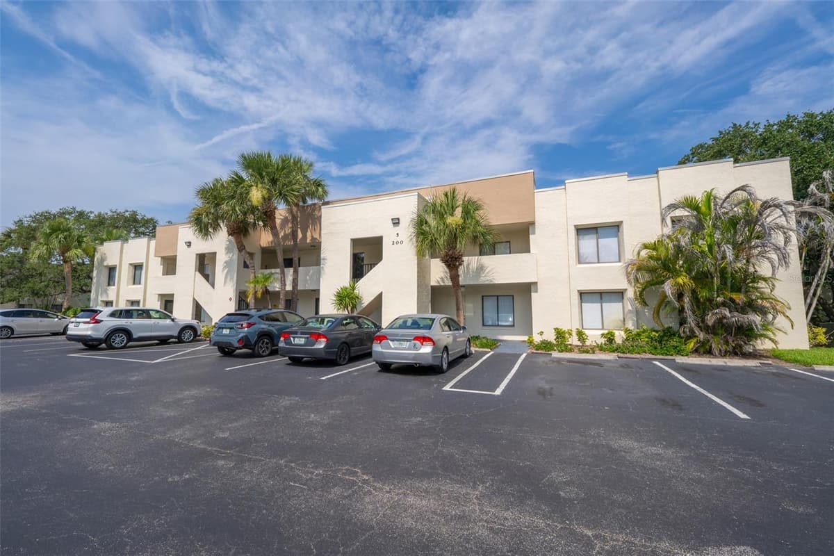 200 INTERNATIONAL DRIVE — photo 1 of 38