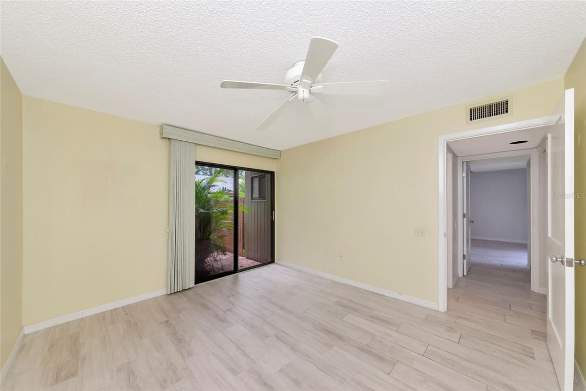 108 WOODLAND PLACE — photo 38 of 50