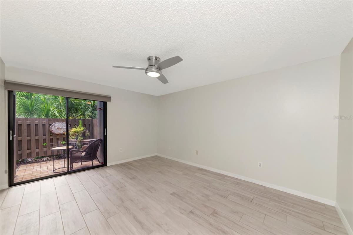 108 WOODLAND PLACE — photo 28 of 50