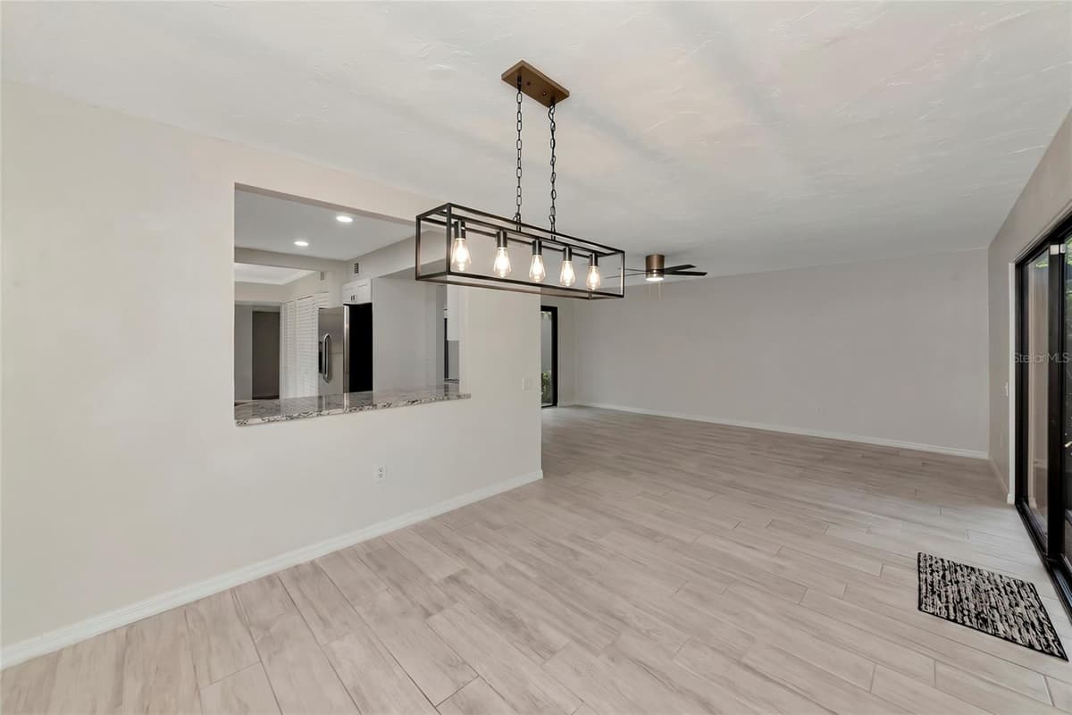 108 WOODLAND PLACE — photo 15 of 50