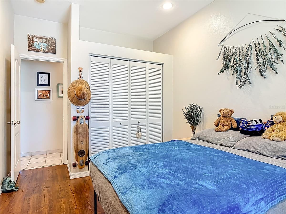 1205 RIVERSIDE DRIVE — photo 49 of 64
