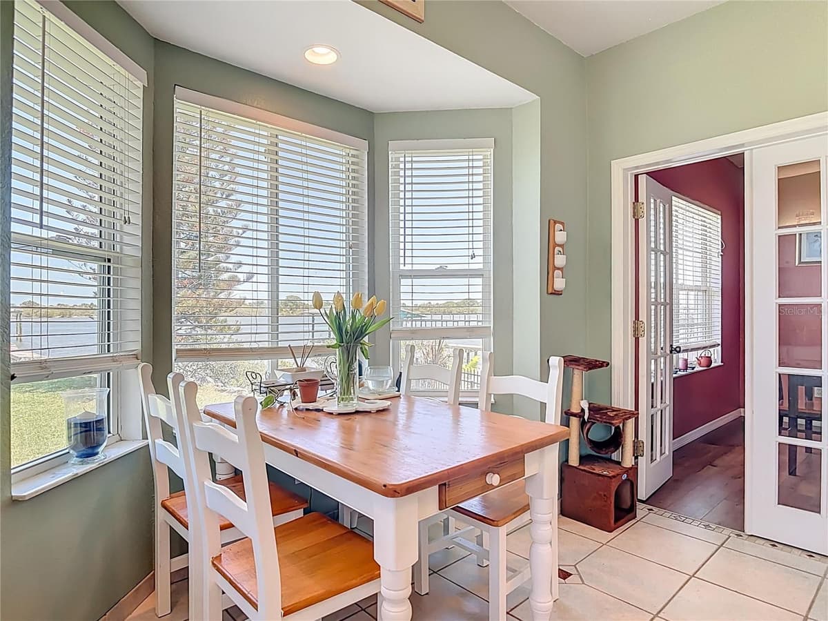 1205 RIVERSIDE DRIVE — photo 29 of 64