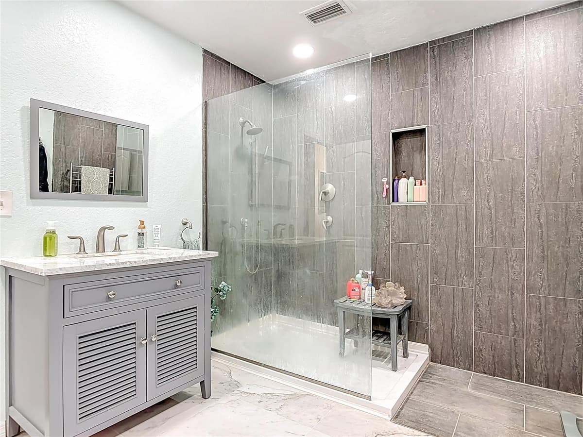 1205 RIVERSIDE DRIVE — photo 44 of 64