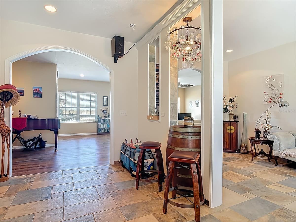 1205 RIVERSIDE DRIVE — photo 18 of 64